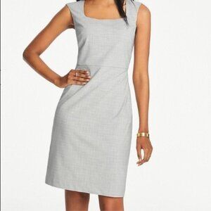Ann Taylor square neck Womens Size M gray dress 1135